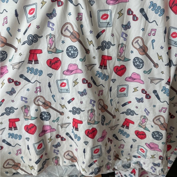 Taylor Swift eras pajamas set short sleeve tee pants joggers tour albums print - Picture 3 of 13